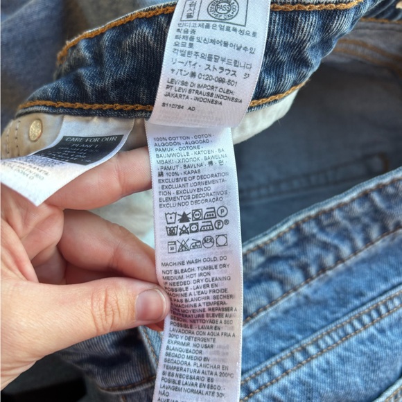 Levi’s Low Loose Premium Denim- 31 - Picture 6 of 11
